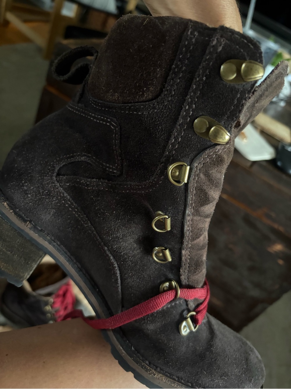 L.L. Bean Deerfield Alpine Brown Suede Lace-Up Ankle Boots with Red Laces - Picture 9 of 11